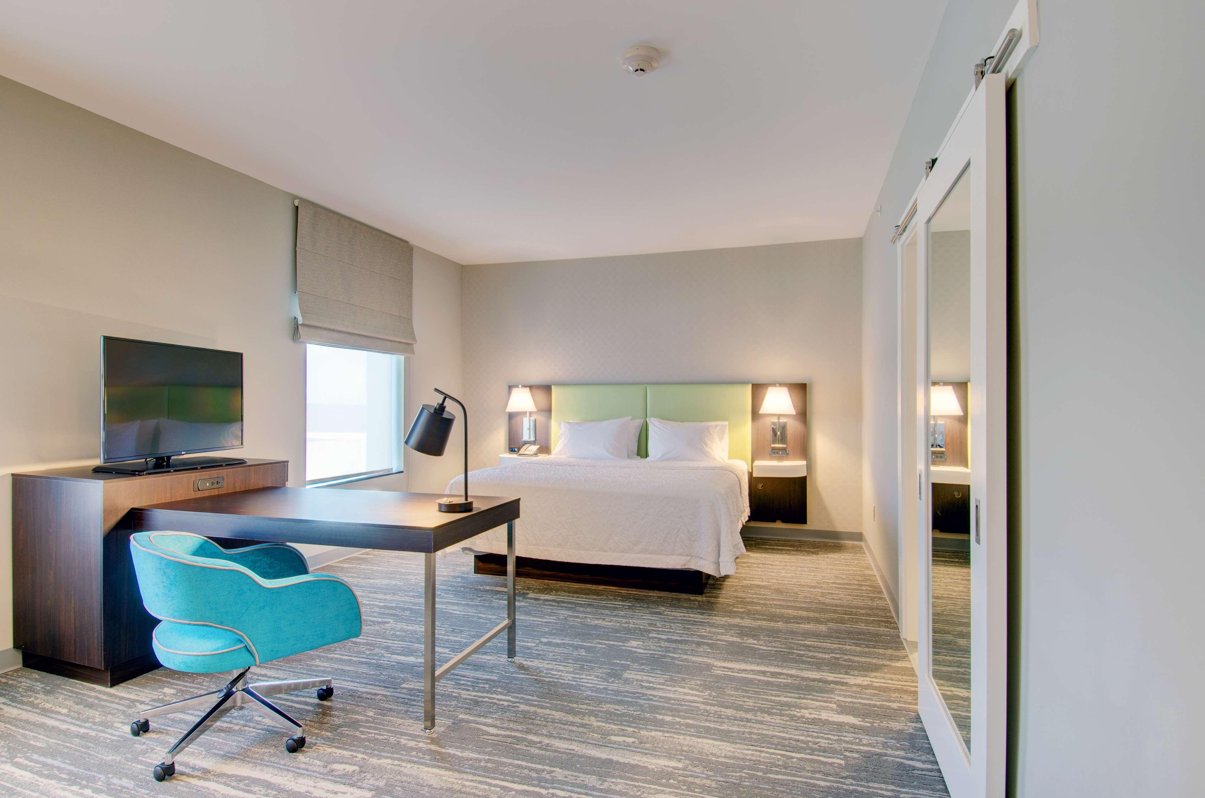 Hampton Inn & Suites Boston/Stoughton Eksteriør billede