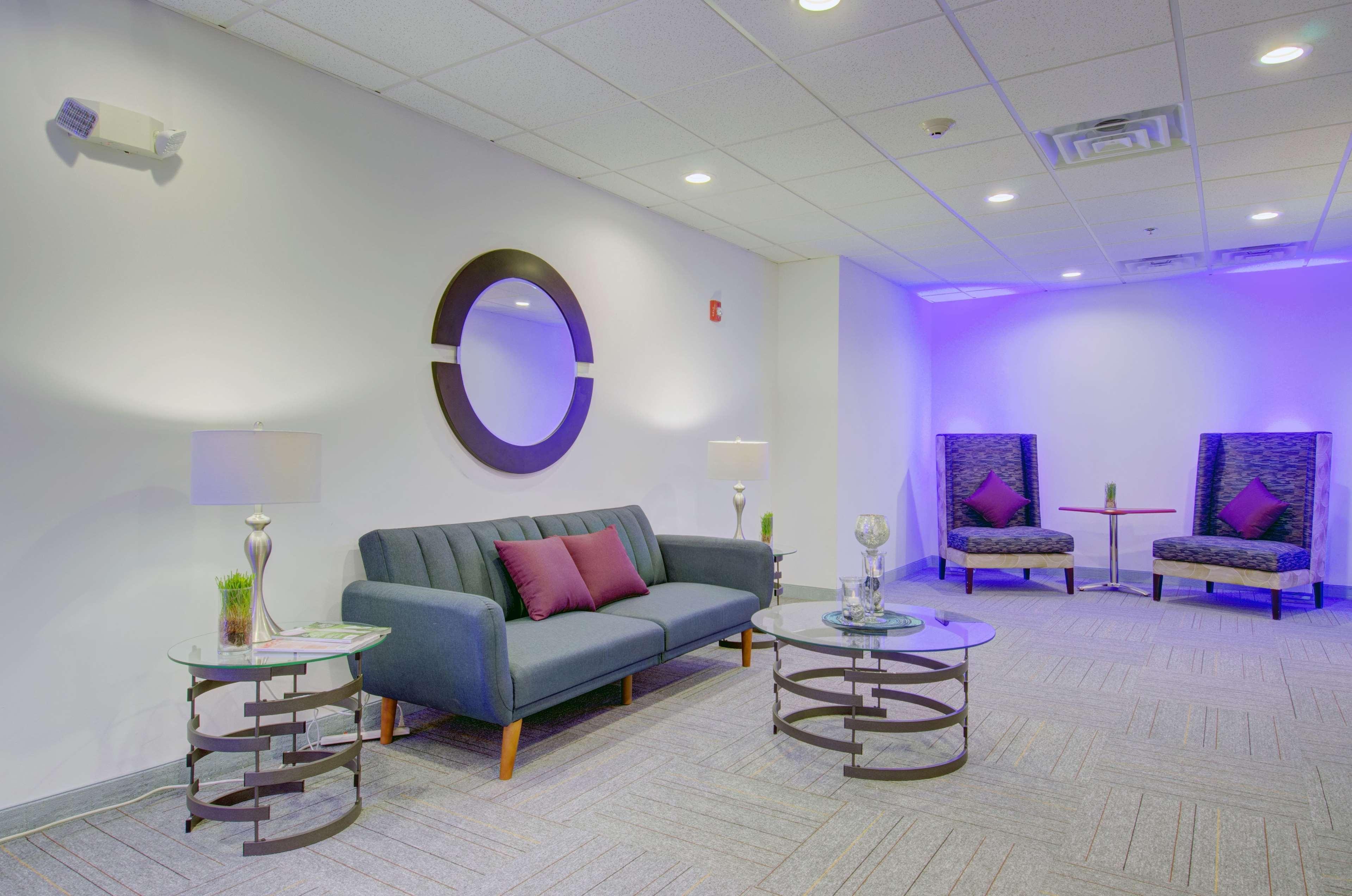 Hampton Inn & Suites Boston/Stoughton Eksteriør billede